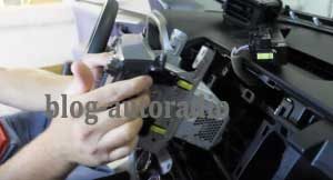 installation autoradio Toyota RAV4